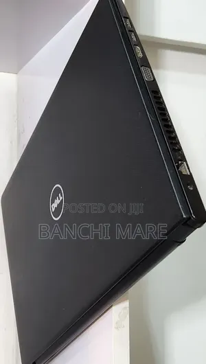 New Laptop Dell Vostro 15 3000 8GB Intel Core i5 SSD 1T