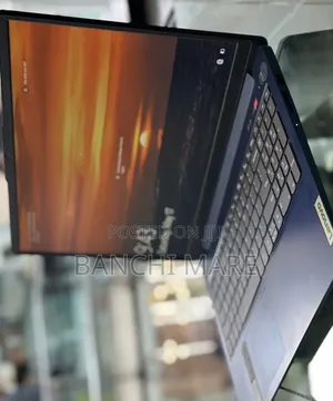 New Laptop Lenovo Ideapad 3 8GB Intel Core i5 SSD 512GB
