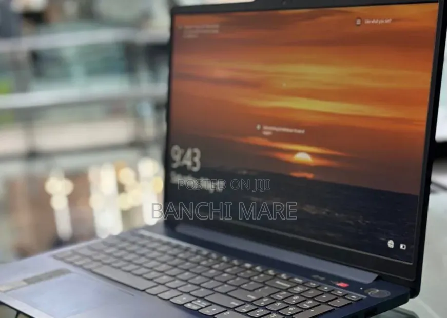 New Laptop Lenovo Ideapad 3 8GB Intel Core i5 SSD 512GB