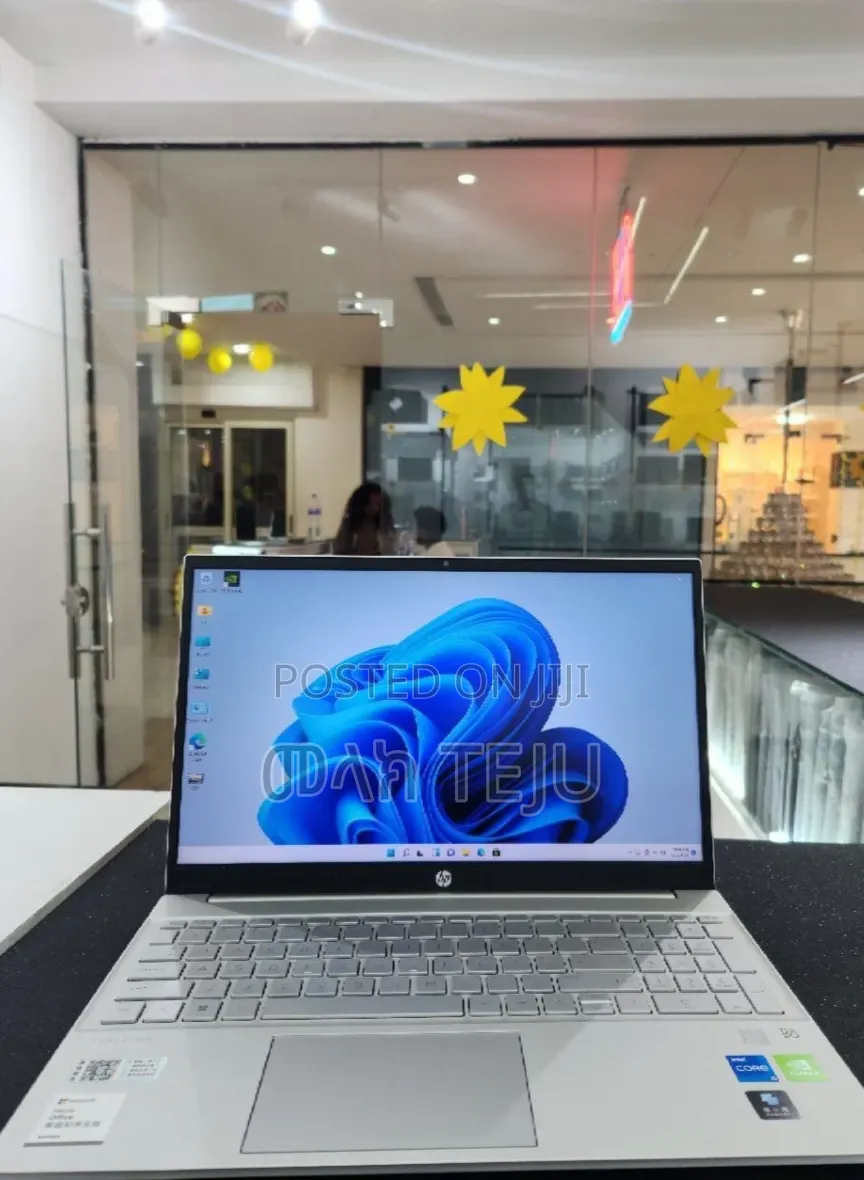 New Laptop HP Pavilion 15 16GB Intel Core i5 SSD 512GB