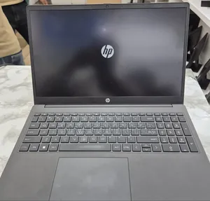 New Laptop HP 16GB AMD Ryzen 7 SSD 512GB