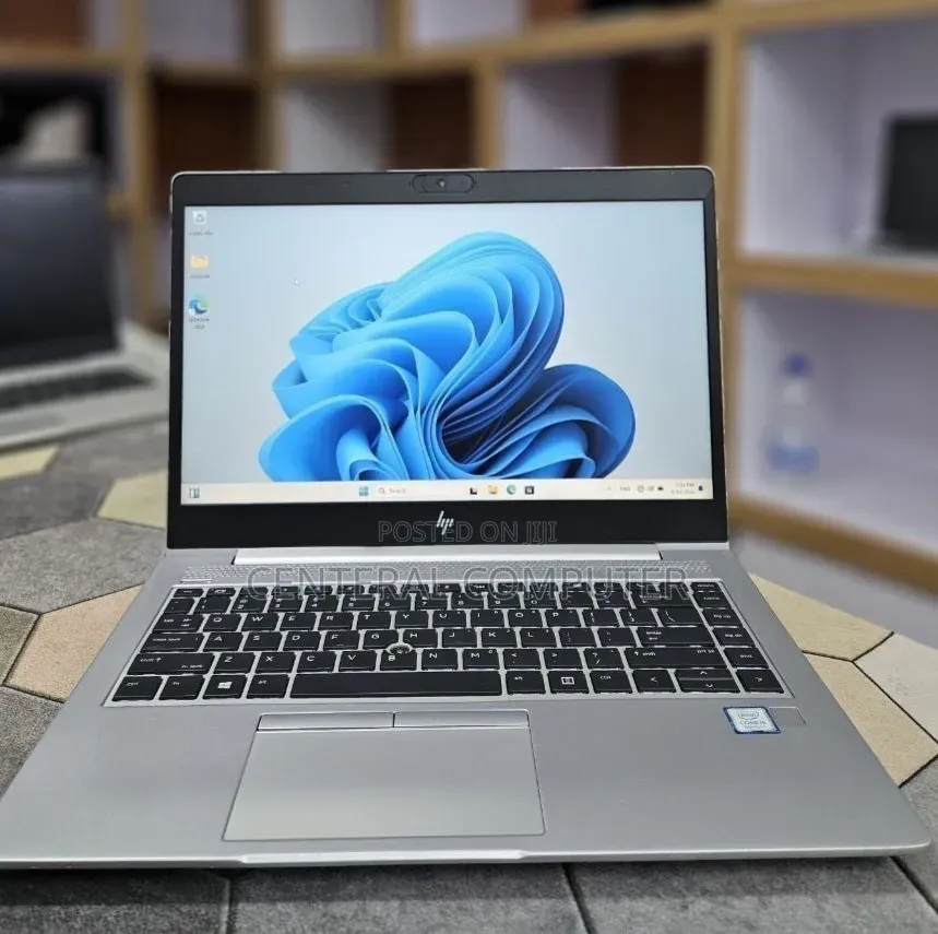 New Laptop HP EliteBook 840 G5 16GB Intel Core i5 SSD 512GB