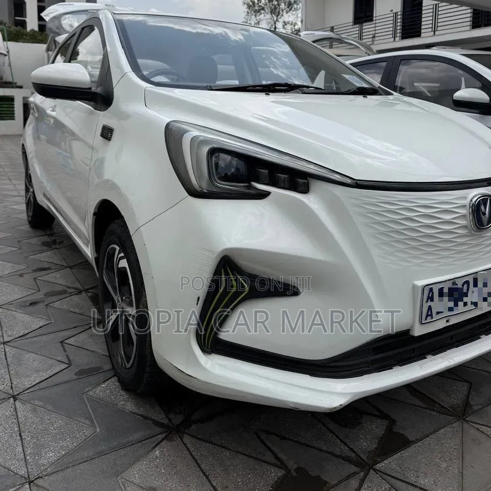 Changan BenBen E-Star 2023