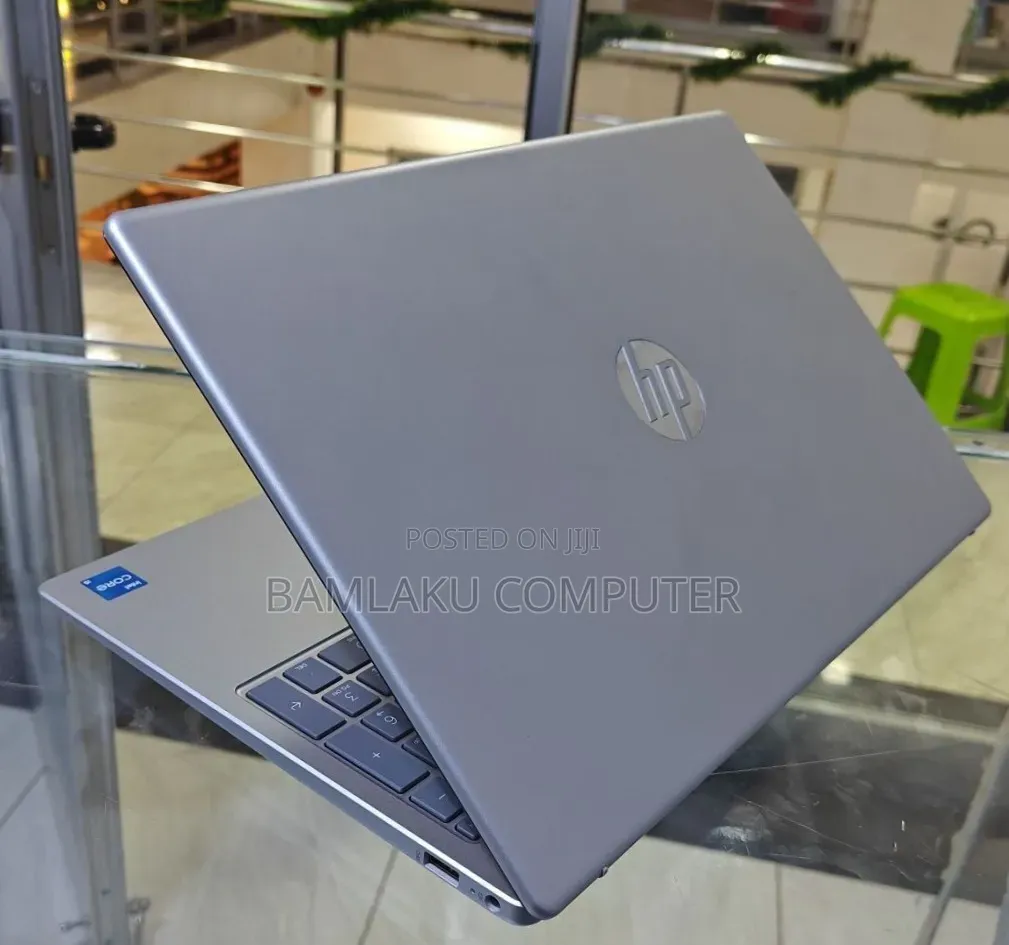 New Laptop HP Stream Notebook 16GB Intel Core i5 SSD 1T
