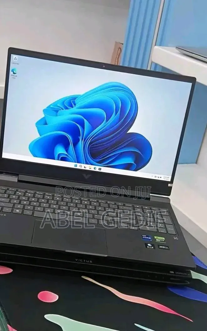 New Laptop HP Victus 16 16GB Intel Core i7 SSD 1T
