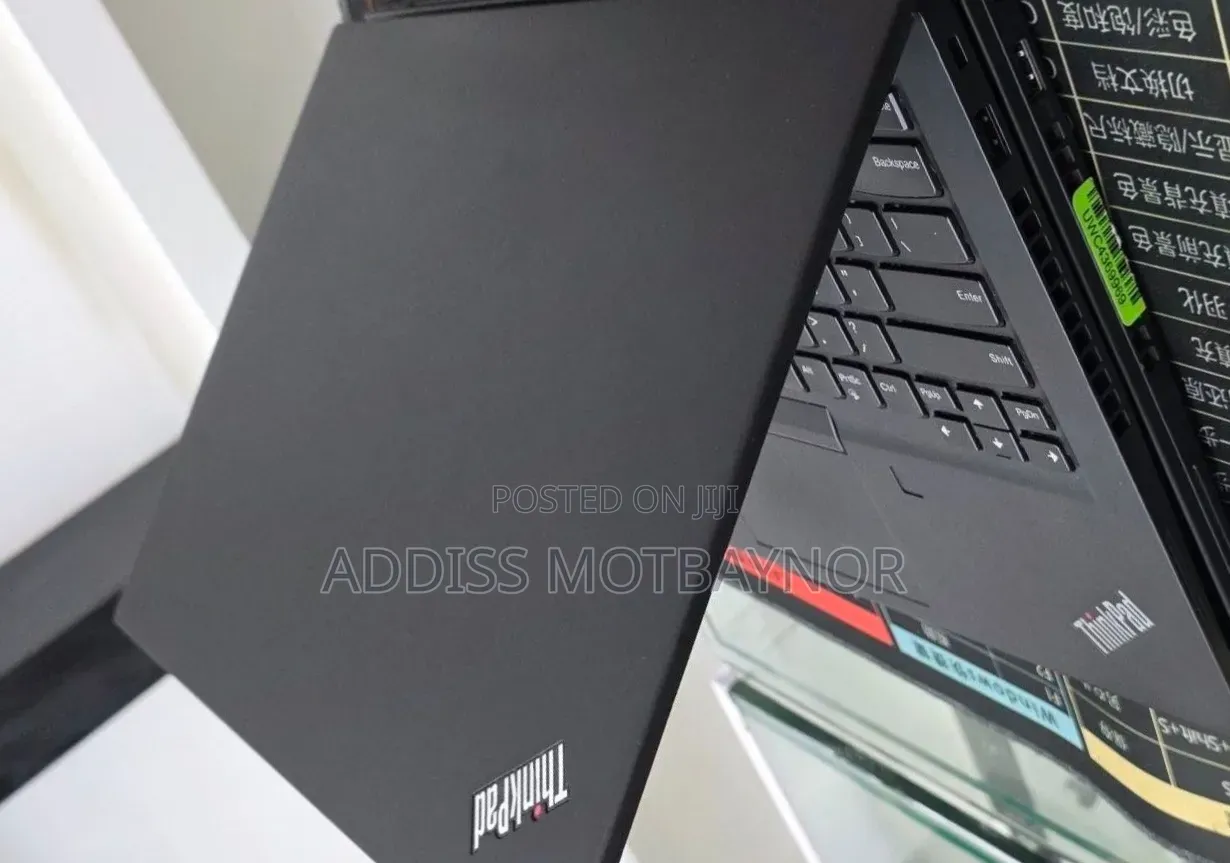 New Laptop Lenovo ThinkPad Yoga 8GB AMD Ryzen 5 SSD 512GB