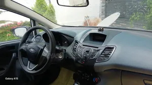 Ford Fiesta 2012 White