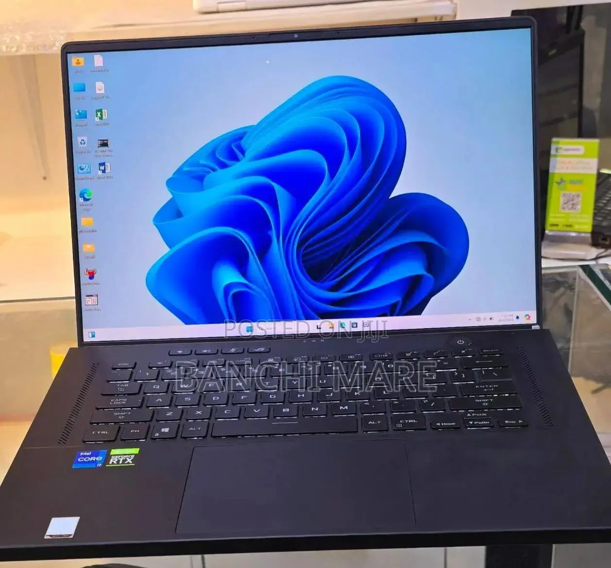 New Laptop Asus ROG Zephyrus M16 16GB Intel Core i7 SSD 512GB