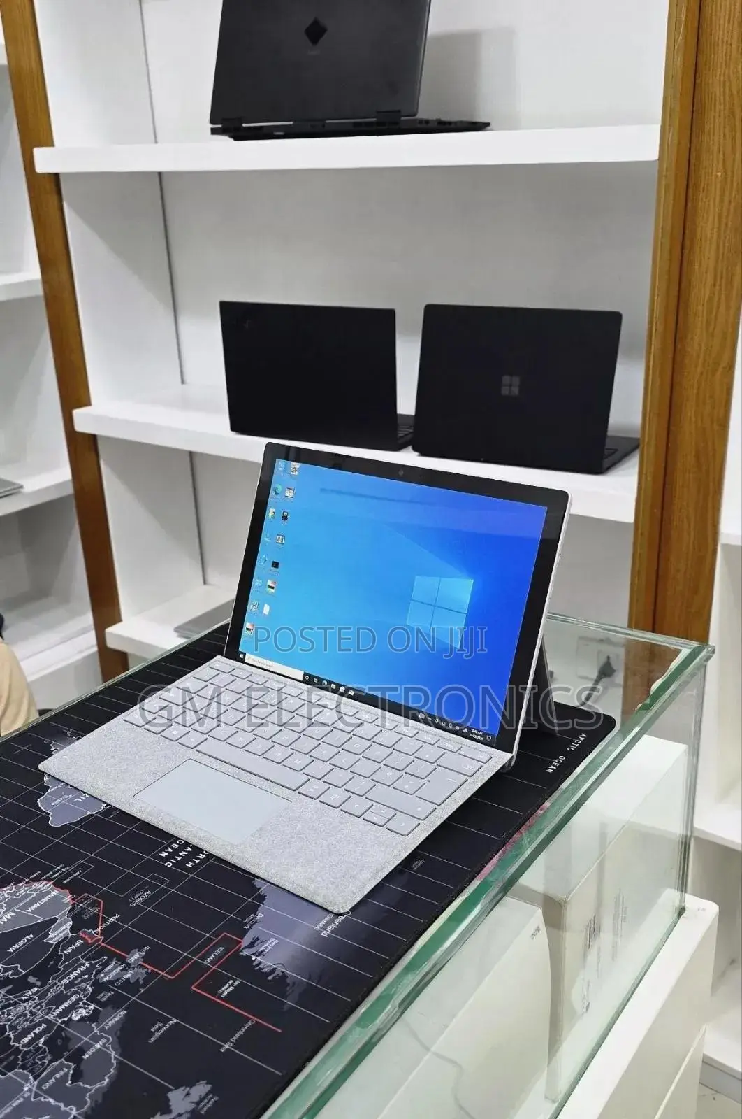 New Laptop Microsoft Surface 16GB Intel Core i5 SSD 256GB