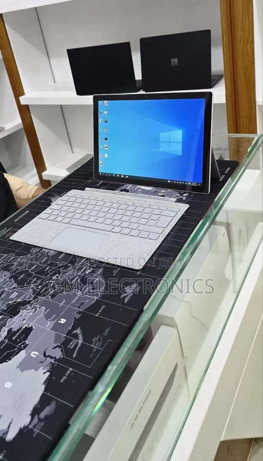 New Laptop Microsoft Surface 16GB Intel Core i5 SSD 256GB