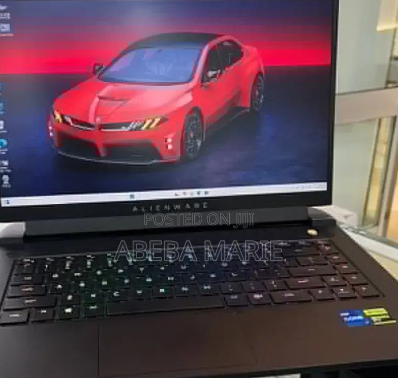 New Laptop Alienware M16 16GB Intel Core i7 SSD 512GB