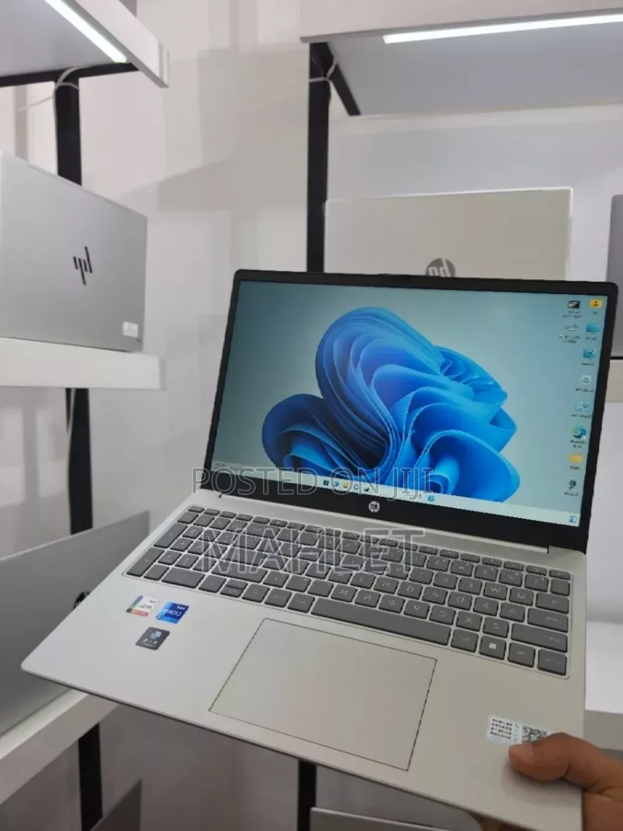 New Laptop HP Stream Notebook 16GB Intel Core i7 SSD 1T