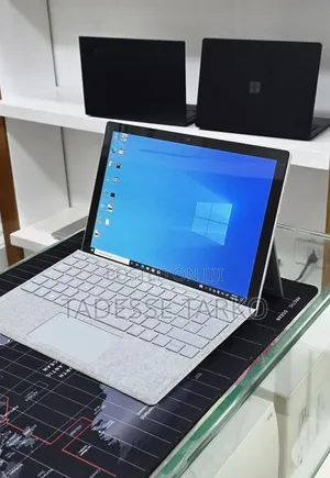 New Laptop Microsoft Surface Pro 7+ 16GB Intel Core i5 SSD 256GB