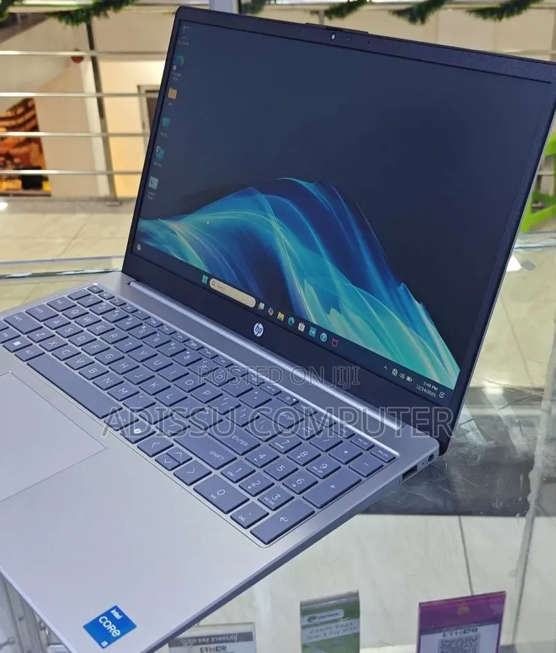 New Laptop 16GB Intel Core i5 SSD 1T