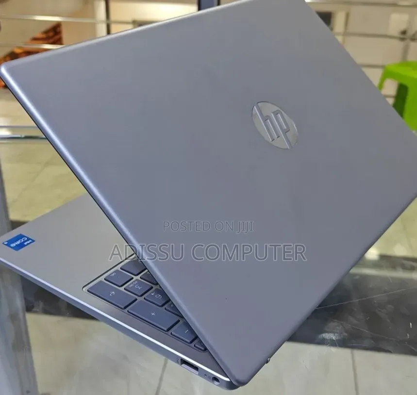 New Laptop 16GB Intel Core i5 SSD 1T