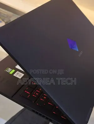 New Laptop HP OmniBook 5 14" 16GB Intel Core i7 SSD 512GB