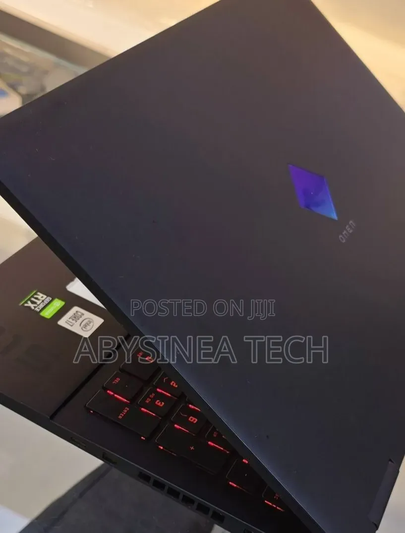 New Laptop HP OmniBook 5 14" 16GB Intel Core i7 SSD 512GB