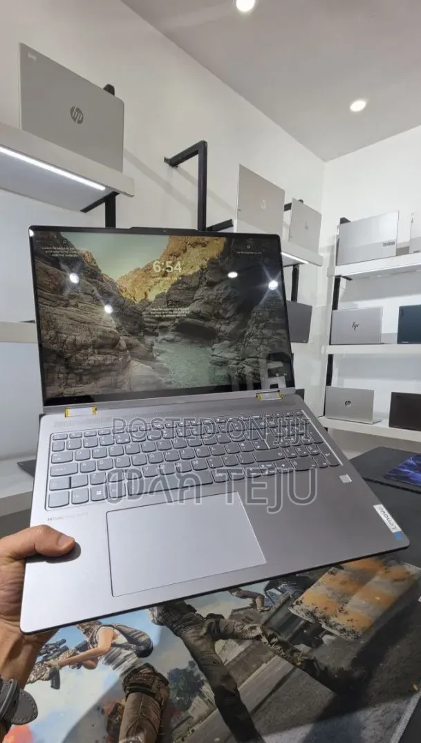 New Laptop Lenovo ThinkPad X1 Yoga 16GB AMD Ryzen 7 SSD 512GB
