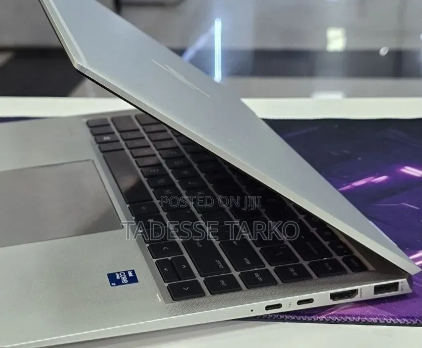 New Laptop HP EliteBook 1040 G8 16GB Intel Core i7 SSD 512GB
