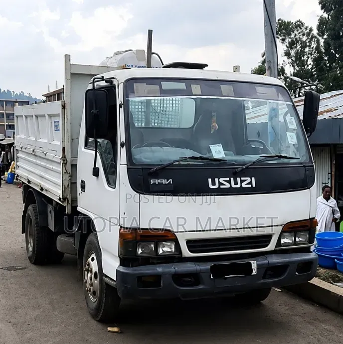 Isuzu NPR Gelbach Mekina