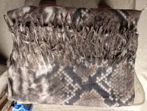 Medium Scarves