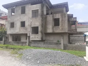 6bdrm House in Addis Ababa Semit, Bole for sale