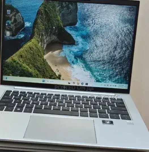 New Laptop HP EliteBook 840 G9 16GB Intel Core i7 SSD 512GB