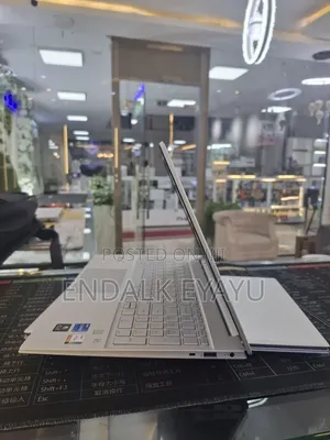 New Laptop HP Pavilion 15 16GB Intel Core i5 SSD 1T