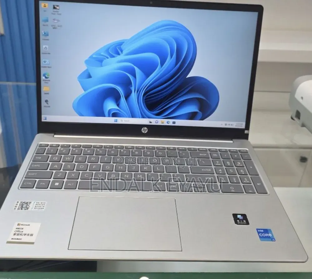 New Laptop HP 16GB Intel Core i5 SSD 1T