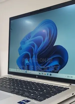 New Laptop HP EliteBook 830 G7 16GB Intel Core i5 SSD 512GB