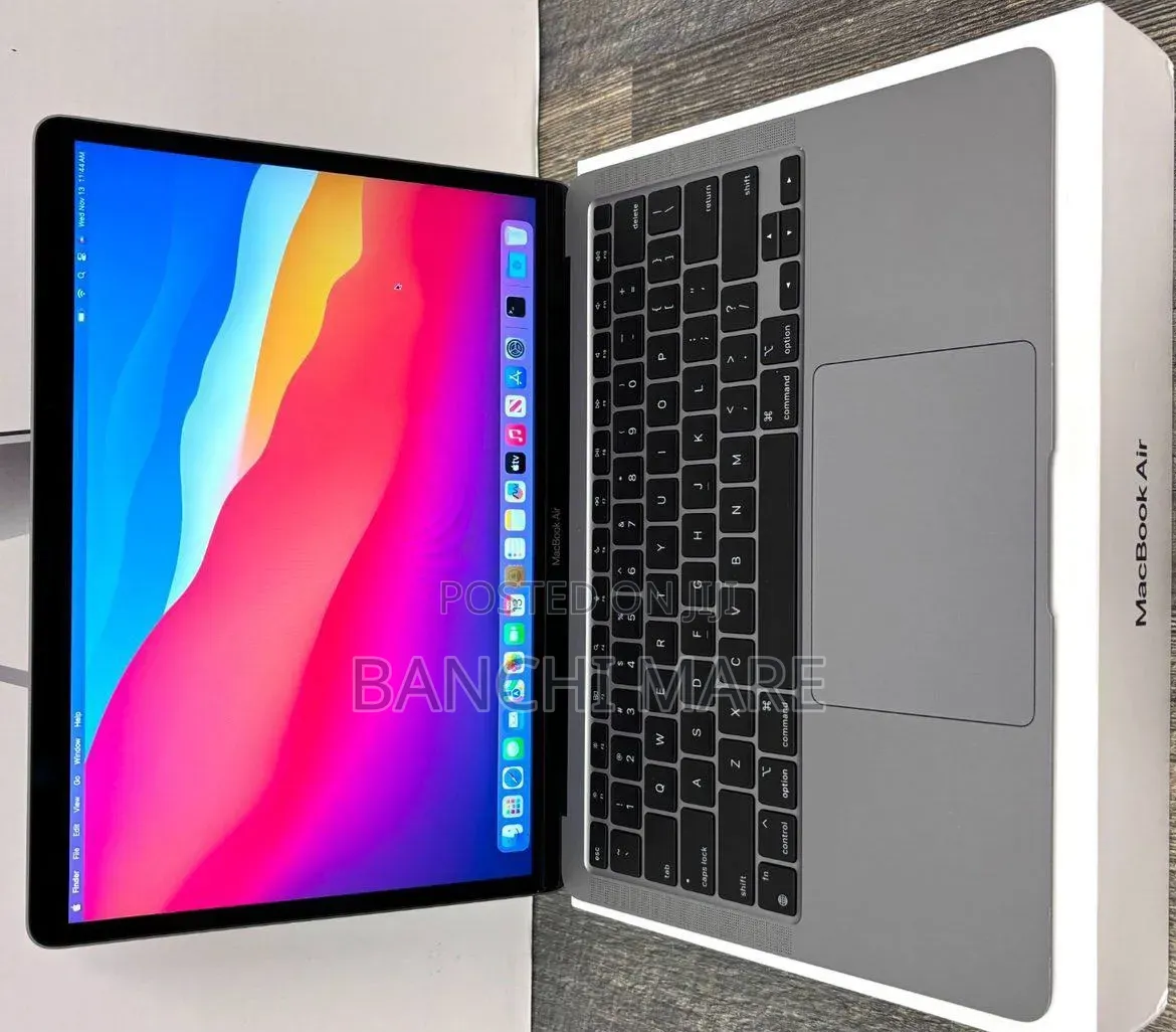 New Laptop Apple MacBook Air 2020 M1 8GB Apple M1 SSD 256GB