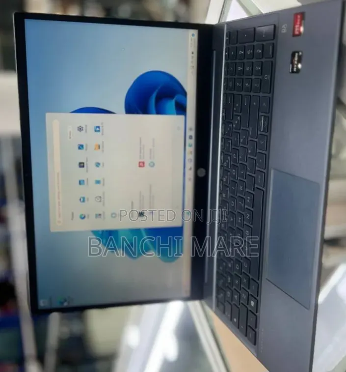 New Laptop HP Pavilion 14 8GB AMD Ryzen 5 SSD 512GB