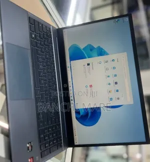 New Laptop HP Pavilion 14 8GB AMD Ryzen 5 SSD 512GB