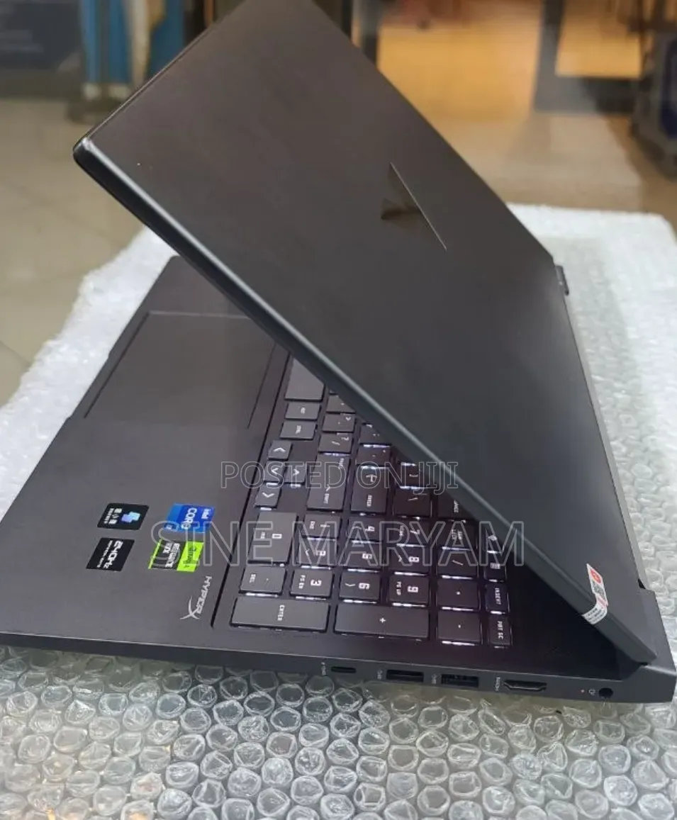 New Laptop HP Victus 16 16GB Intel Core i7 SSD 1T