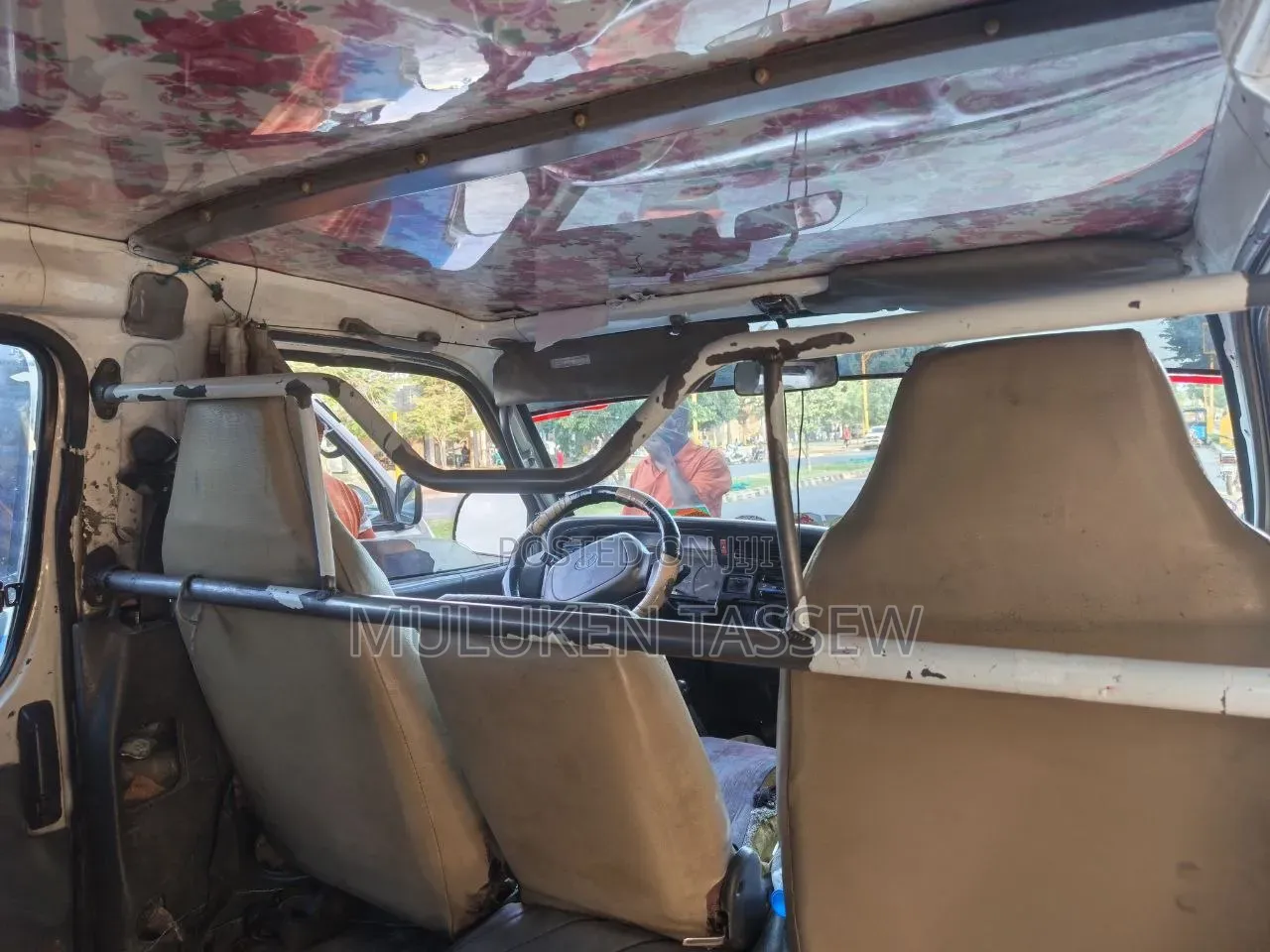 Toyota HiAce 2004 Blue