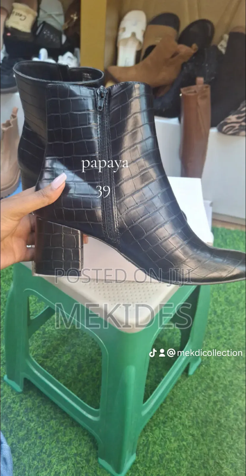 Boots Black