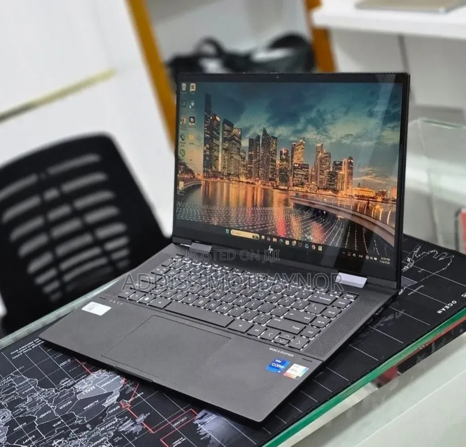 New Laptop HP Spectre 16GB Intel Core i7 SSD 512GB
