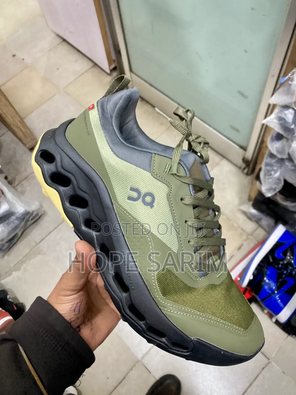 On Running Cloudtilt Phase (Olive Green):
