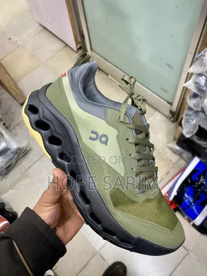 On Running Cloudtilt Phase (Olive Green):