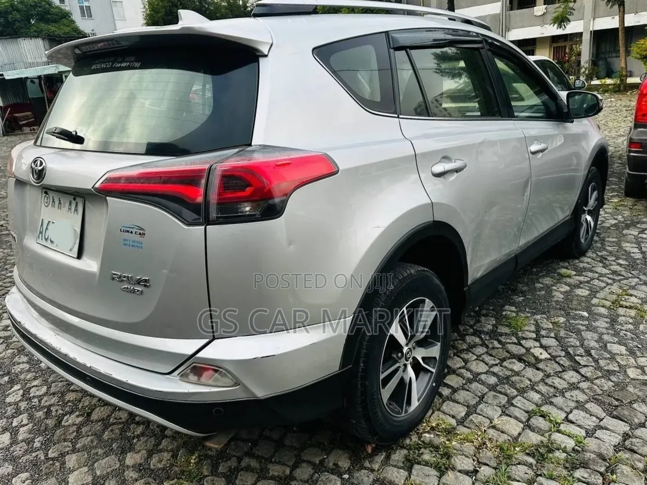 Toyota RAV4 2015 Silver
