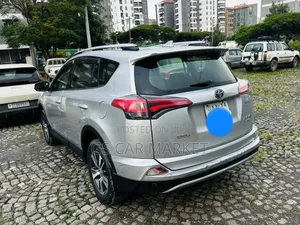 Toyota RAV4 2015 Silver