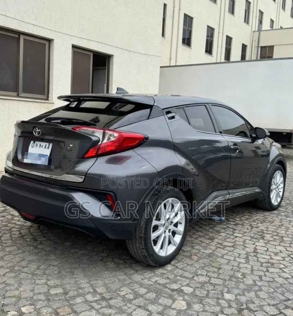 Toyota C-HR 2017 Teal