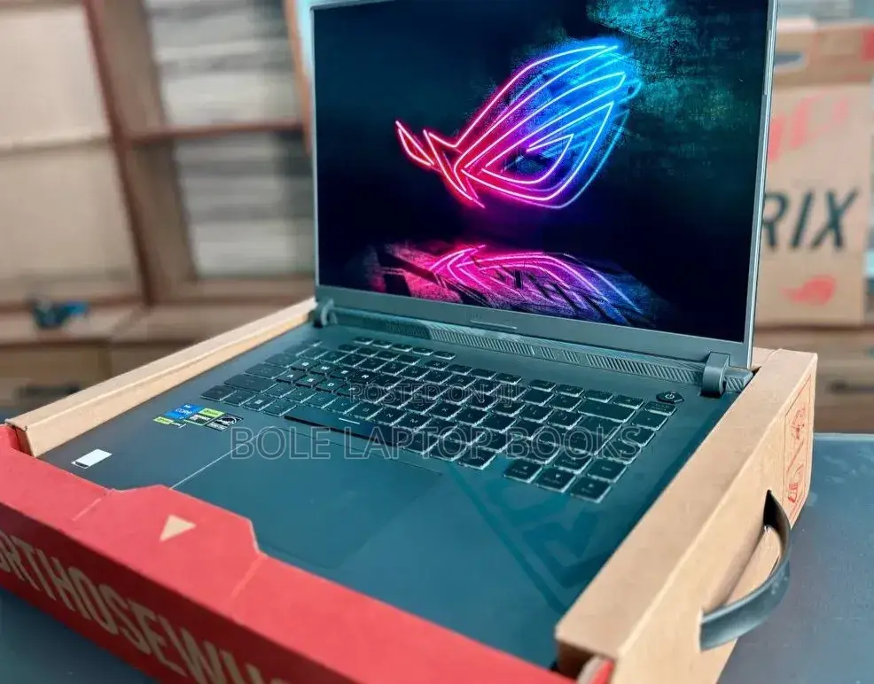 New Laptop Asus ROG Strix G16 16GB Intel Core i7 SSD 1T