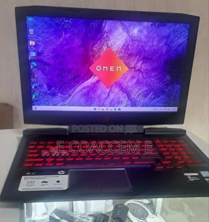 New Laptop HP 16GB Intel Core i7 HDD 1T
