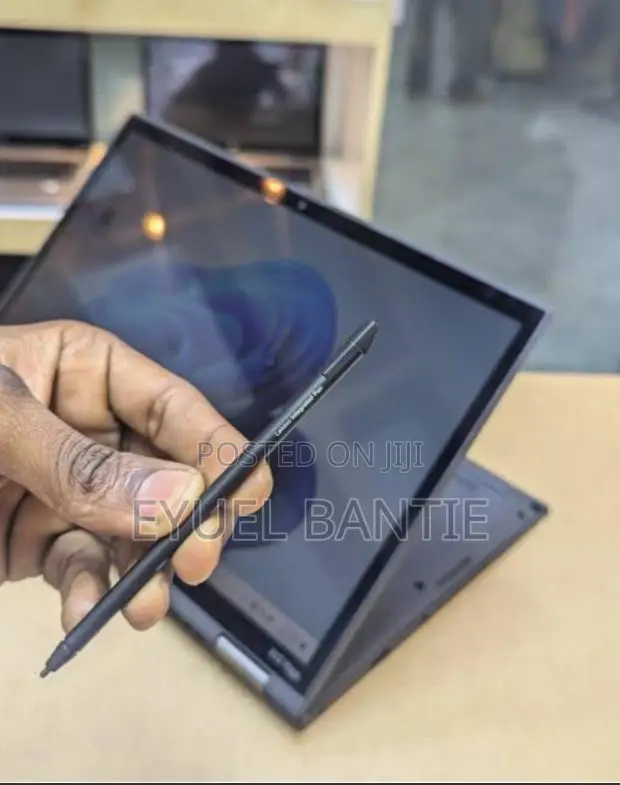 Laptop Lenovo ThinkPad Yoga 16GB Intel Core i5 SSD 512GB
