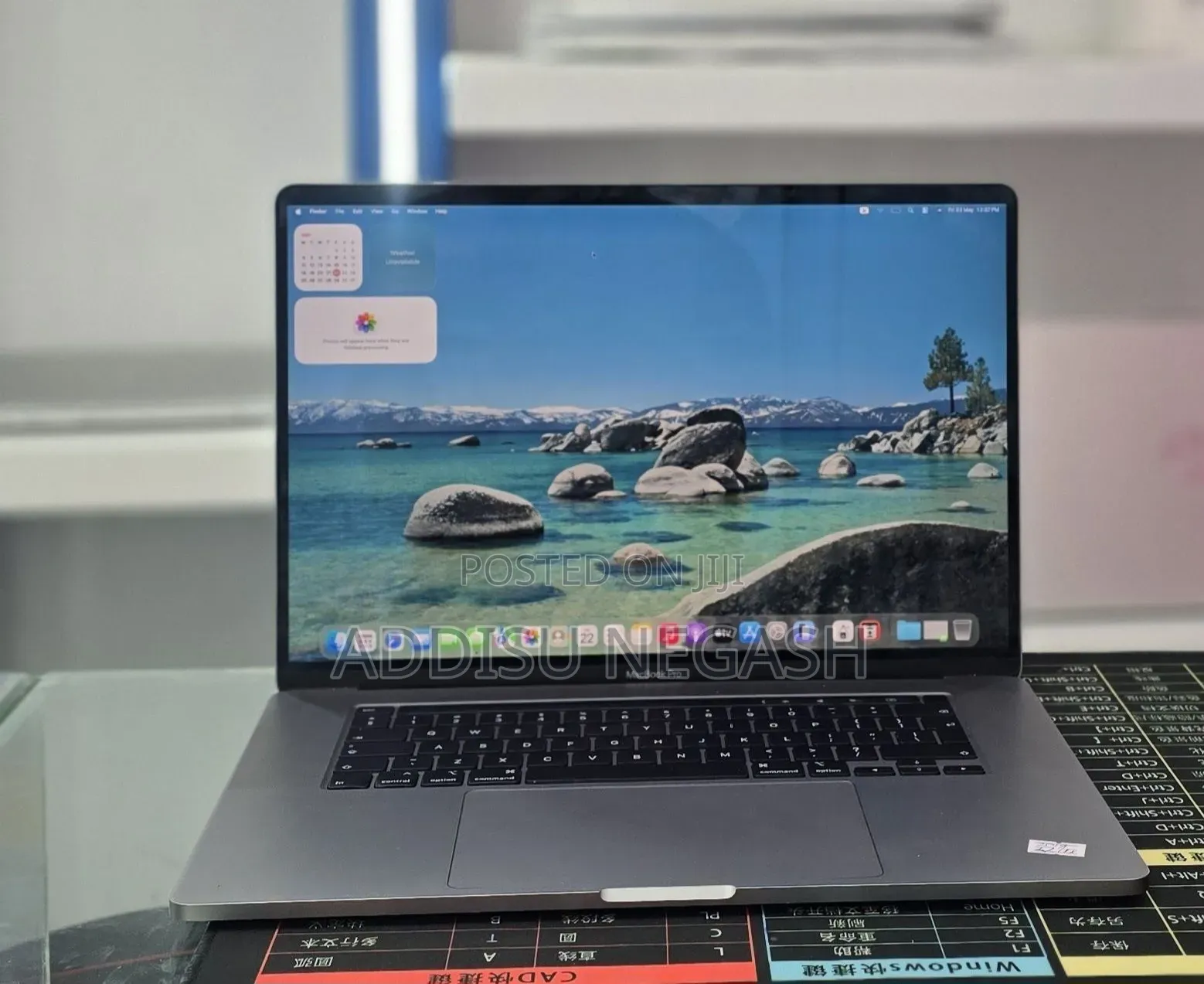 New Laptop Apple MacBook Pro 2019 32GB Intel Core i9 SSD 512GB