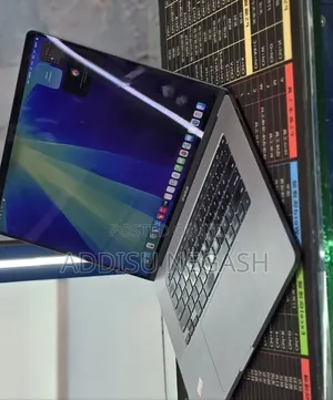 New Laptop Apple MacBook Pro 2019 32GB Intel Core i9 SSD 512GB