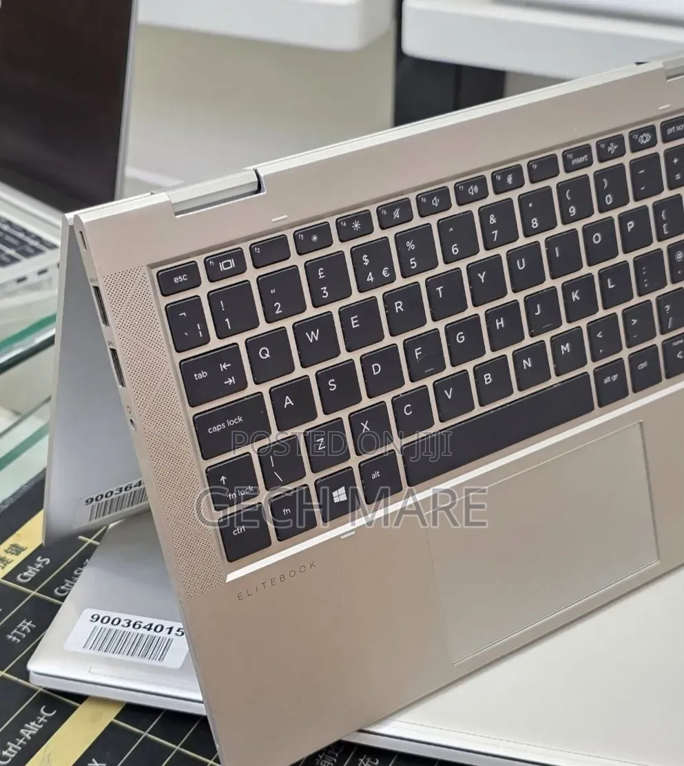 New Laptop HP EliteBook 830 G8 16GB Intel Core i5 SSD 512GB