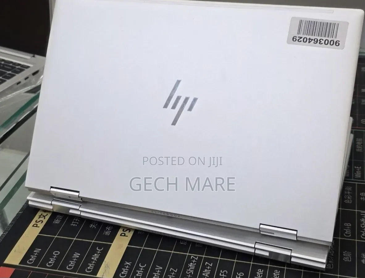 New Laptop HP EliteBook 830 G8 16GB Intel Core i5 SSD 512GB