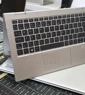 New Laptop HP EliteBook 830 G8 16GB Intel Core i5 SSD 512GB